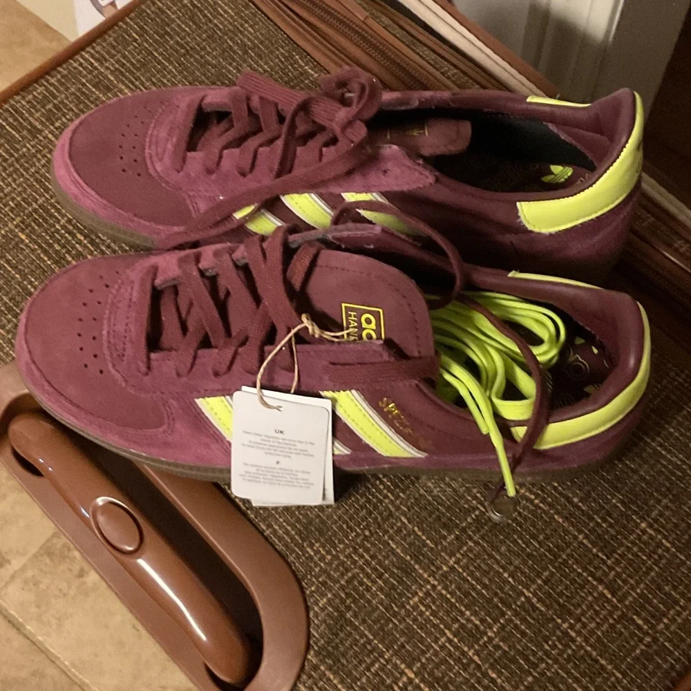 Adidas Handball spezial Burgundy and Yellow Sneakers